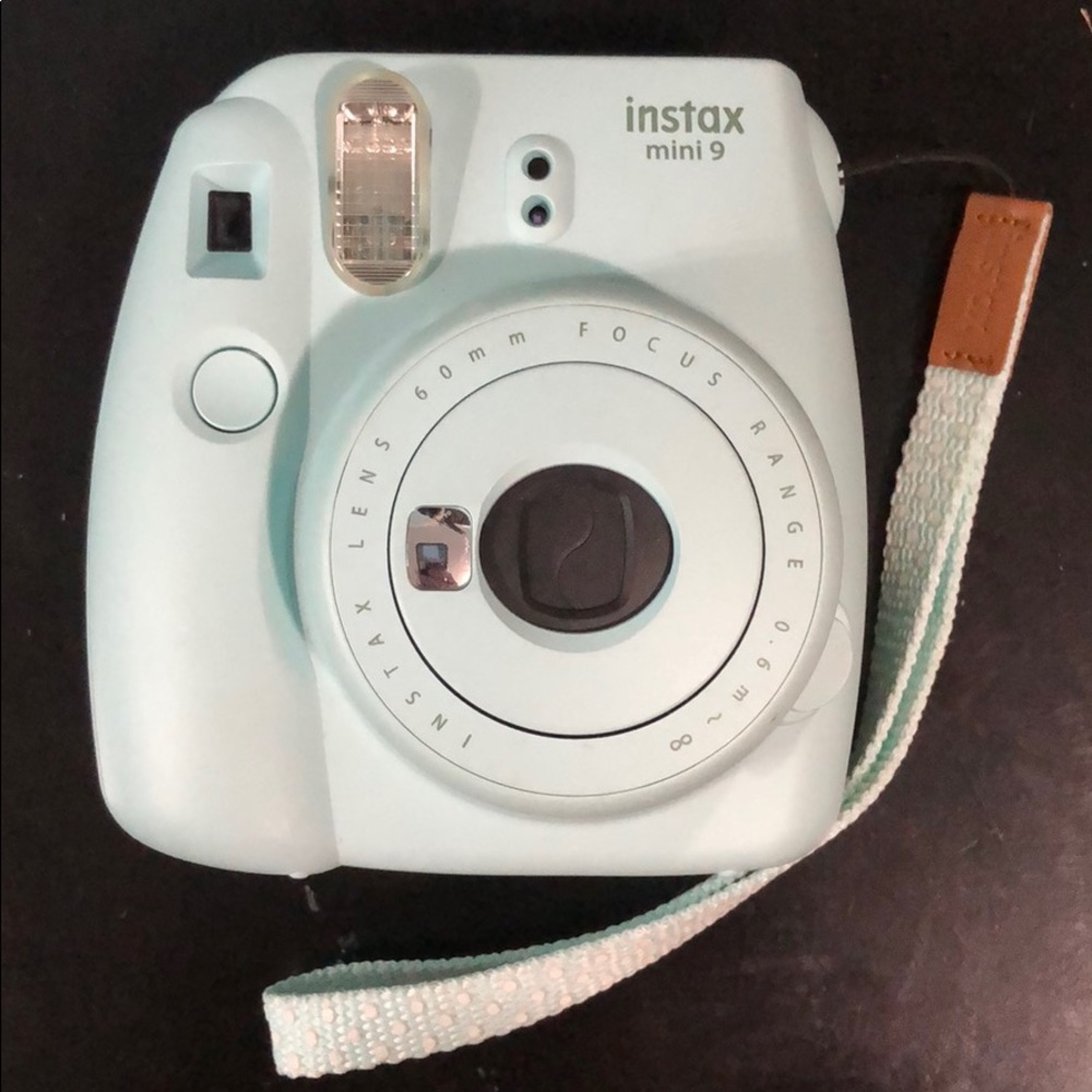 FujiFilm instax mini 9 Polaroid Camera